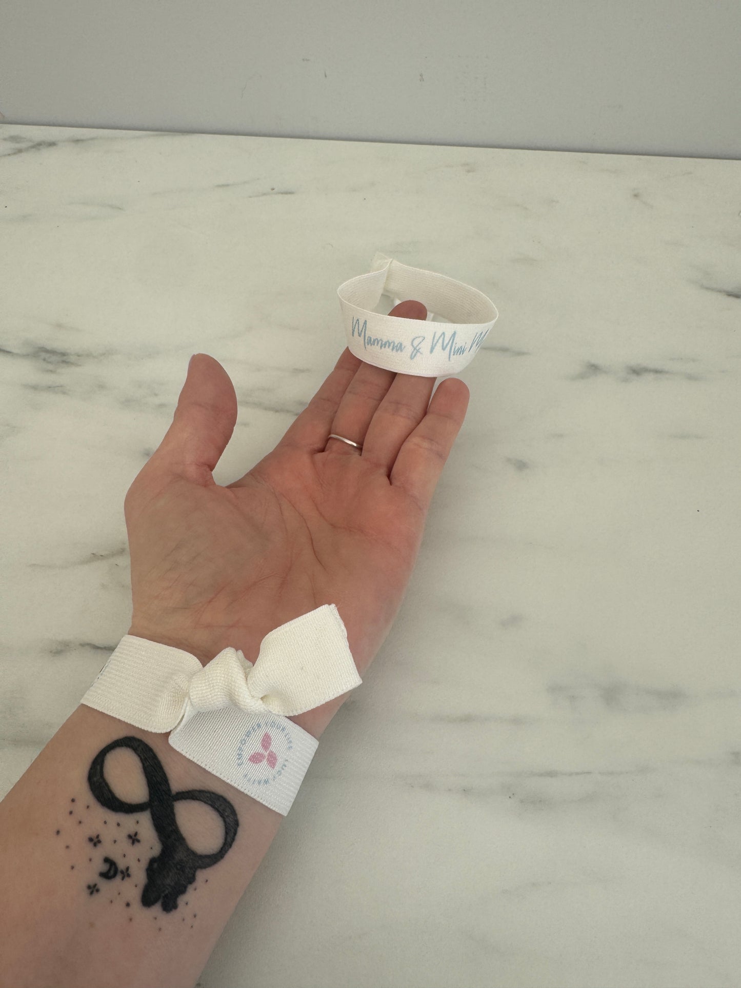 Hair ties / wrist bands